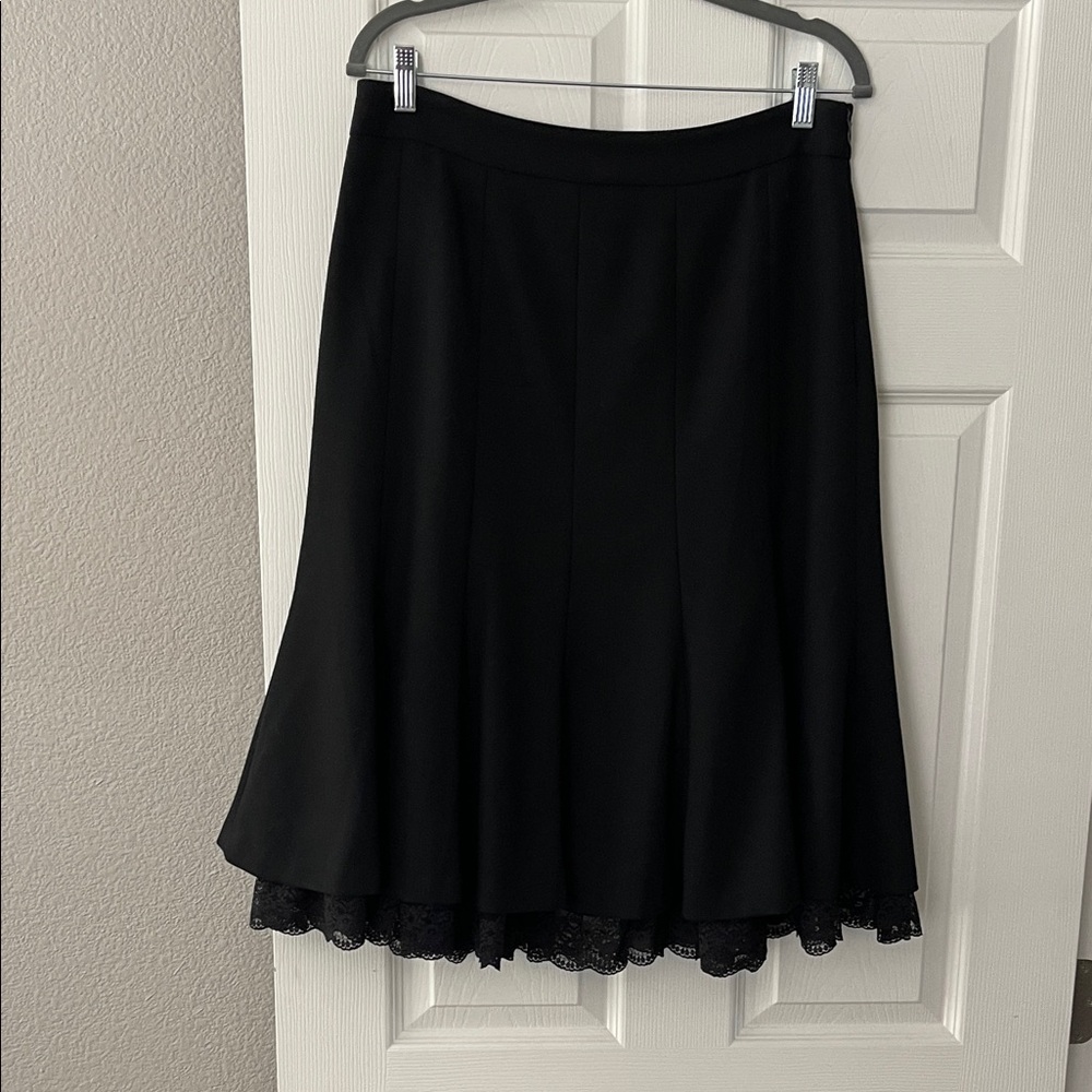 Elegant Black Lace Hem Skirt
